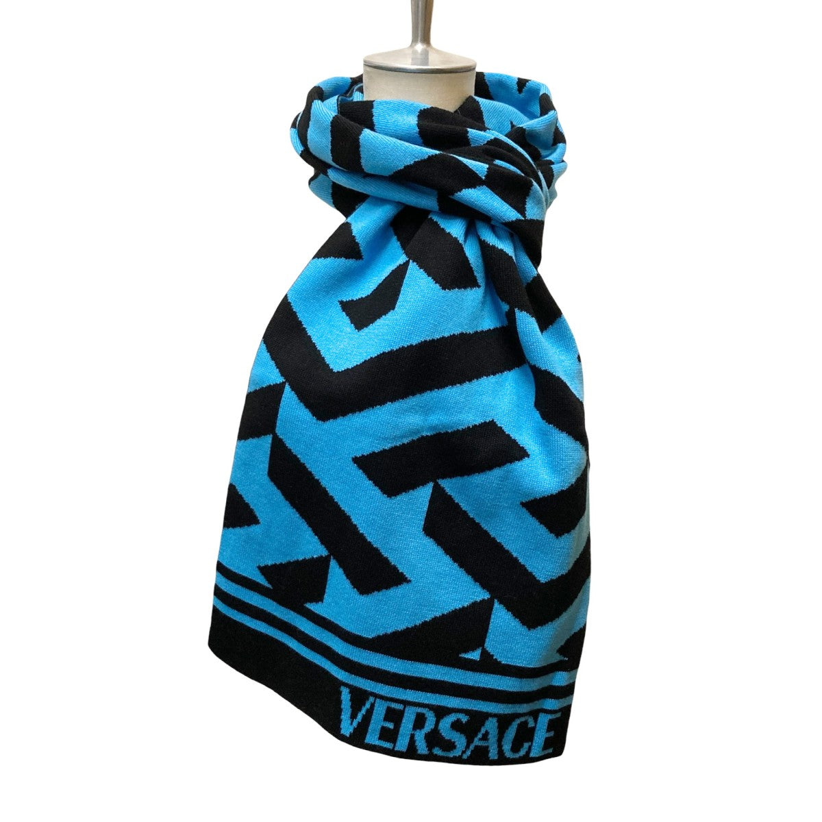 VERSACE ヴェルサーチ ストール マフラー 楽天市場】ヴェルサーチ ベルサーチ マフラー ストール メンズ