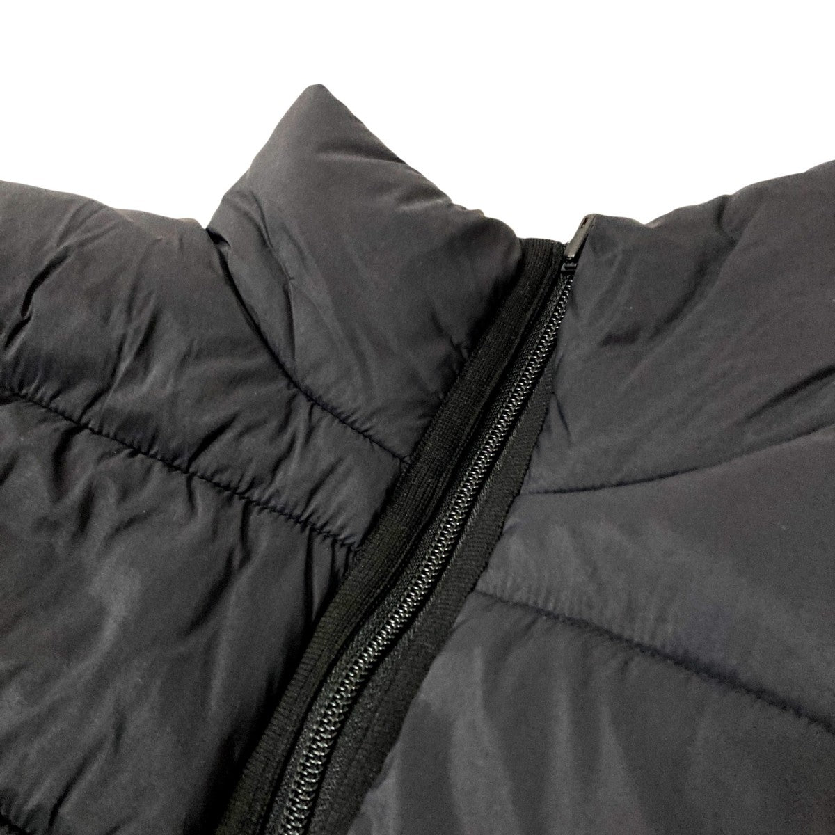DAIWA PIER39 TECH REVERSIBLE CLIMBERS PUFF VESTリバーシブル中綿ベストBW 23024WL 古着・中古-4枚目のアイテム画像