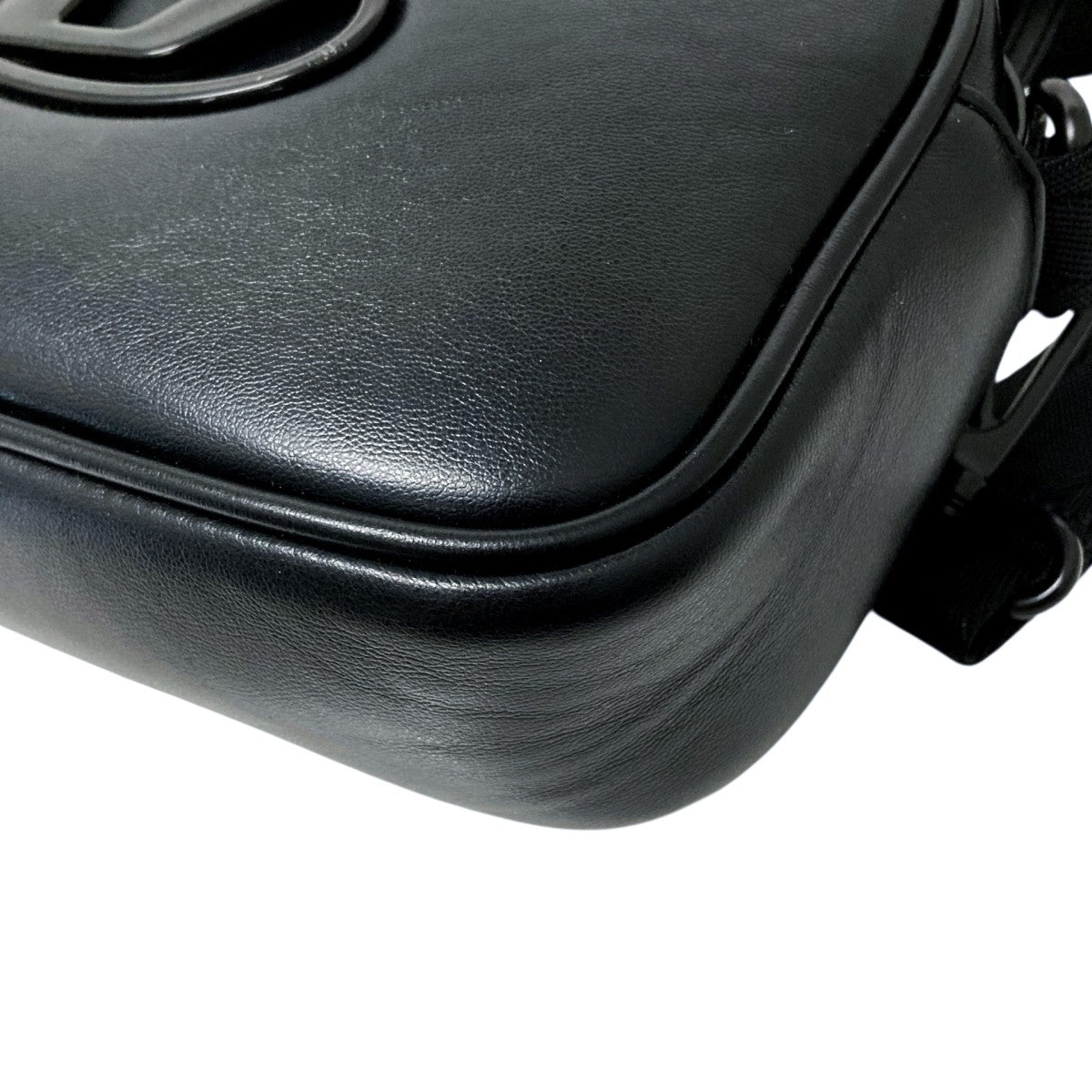 DIESEL(ディーゼル) HOLI-D CAMERA BAGショルダーバッグX10262 P5925