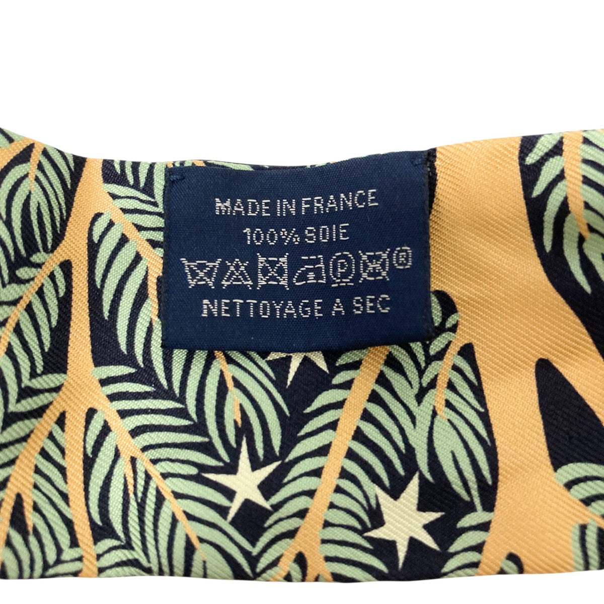 HERMES(エルメス) ツイリーオルフェウスの魅力に誘われてシルク総柄