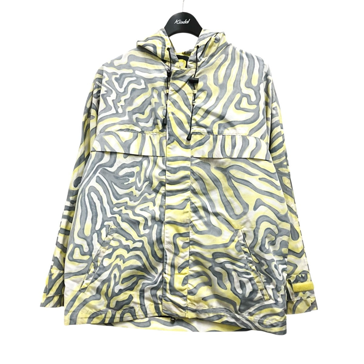 GIANNI VERSACE マウンテンパーカー750001 古着・中古-1枚目のアイテム画像