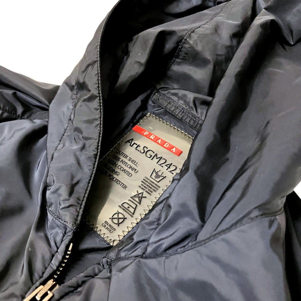 PRADA トライアングルロゴジャケットSGM242 R132 古着・中古-3枚目のアイテム画像