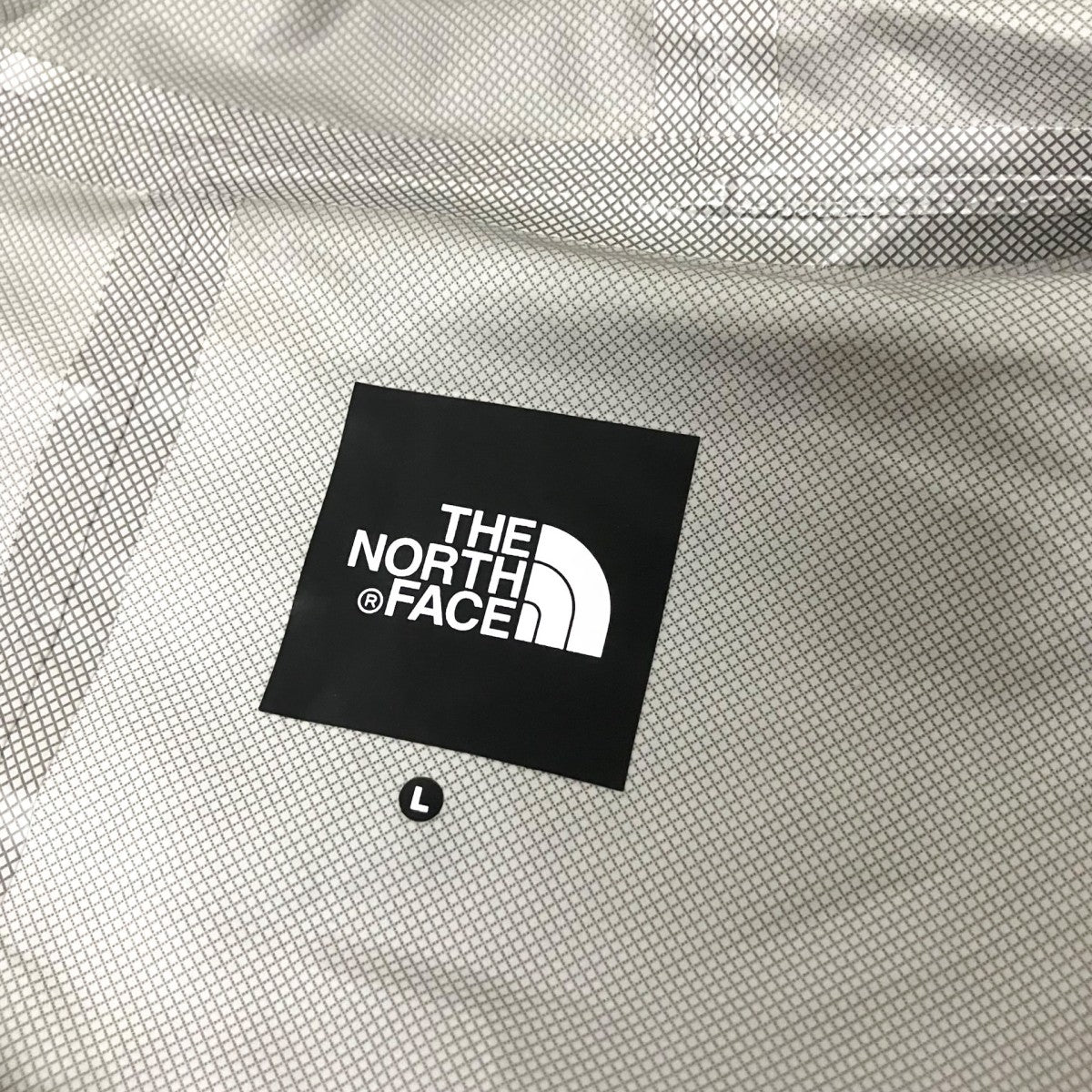 Dot Shot JacketマウンテンパーカーNP12550