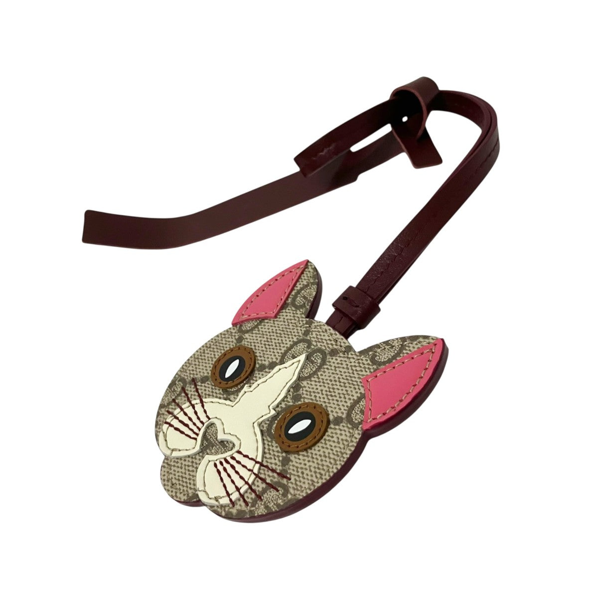 GUCCI(グッチ) キャットシェイプチャームGGスプリームストラップ820787