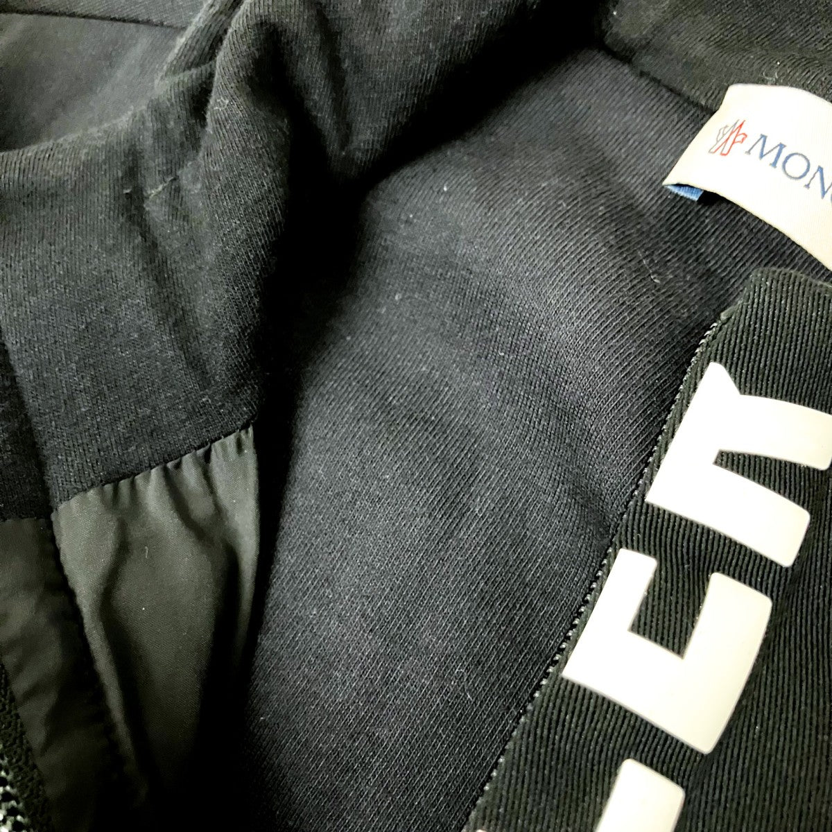 MONCLER MAGLIA CARDIGANジップパーカーE20918427000 古着・中古-4枚目のアイテム画像