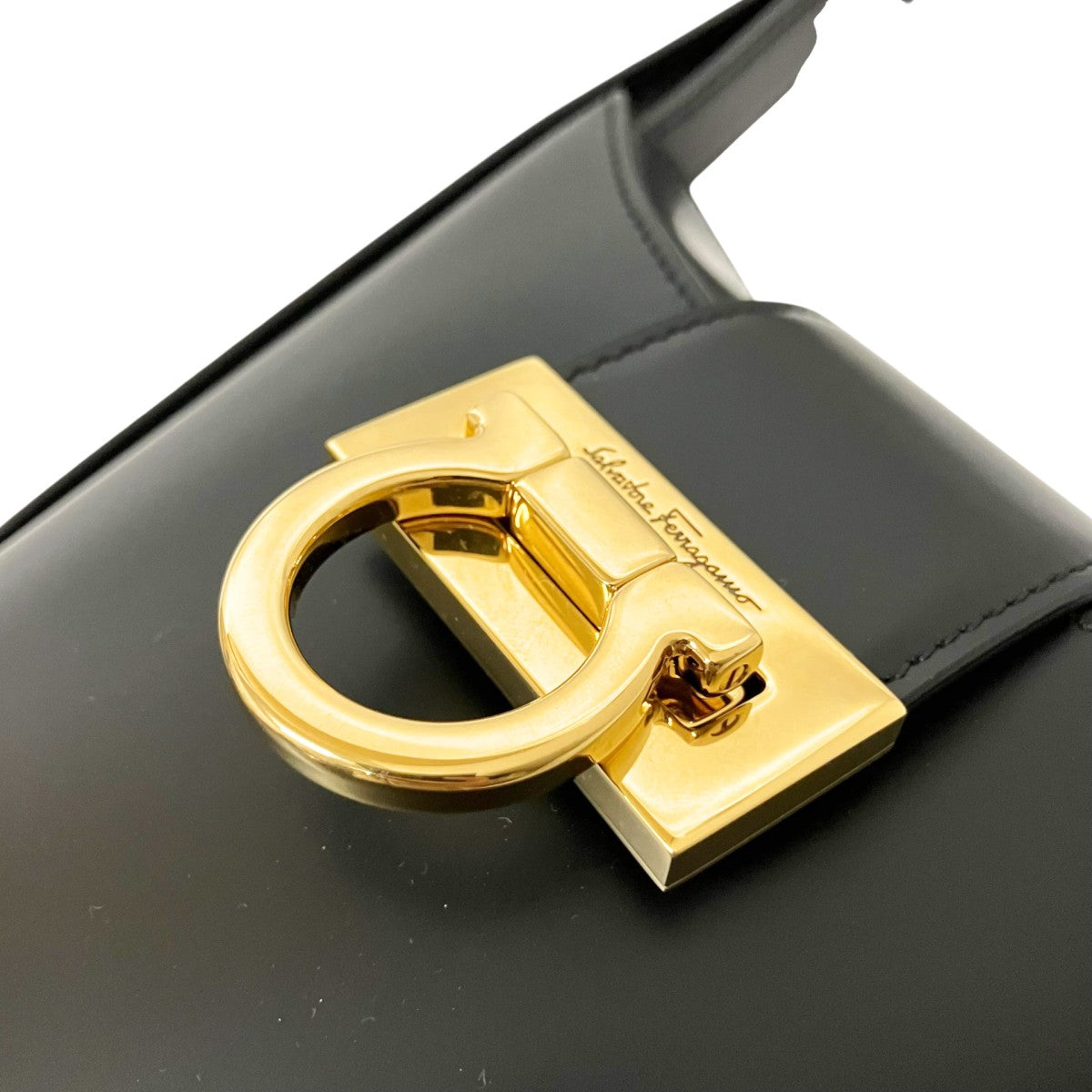 Salvatore Ferragamo TRIFOLIO SH SHOULDER BAGハンドバッグDH 21 1194 古着・中古-4枚目のアイテム画像