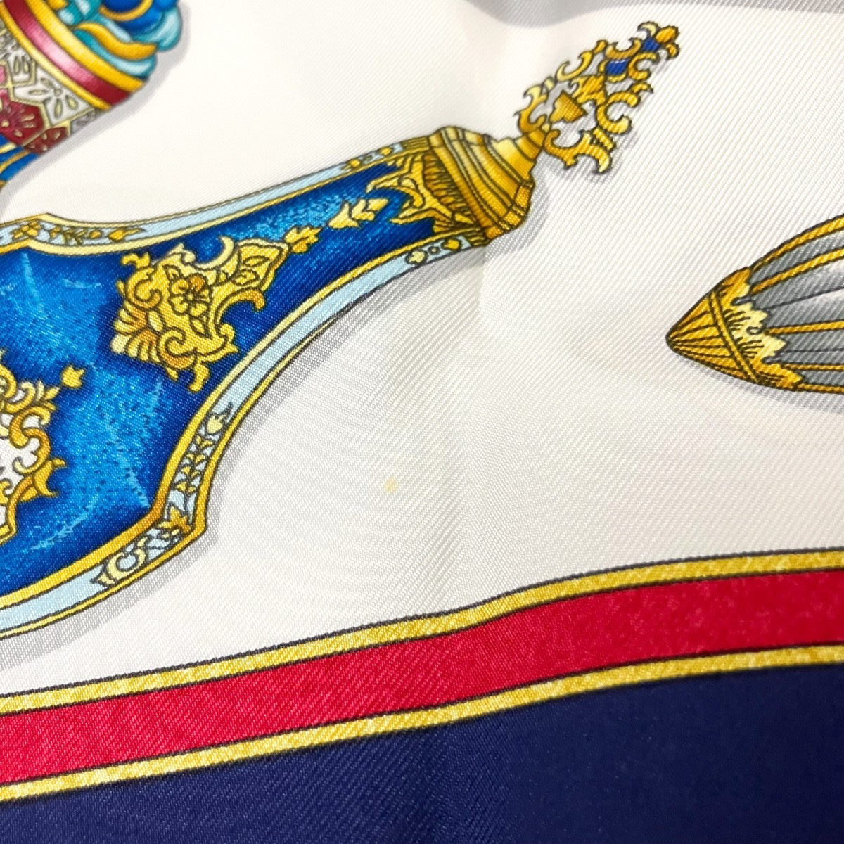 HERMES カレ90QU’importe le flacon総柄スカーフ 古着・中古-6枚目のアイテム画像