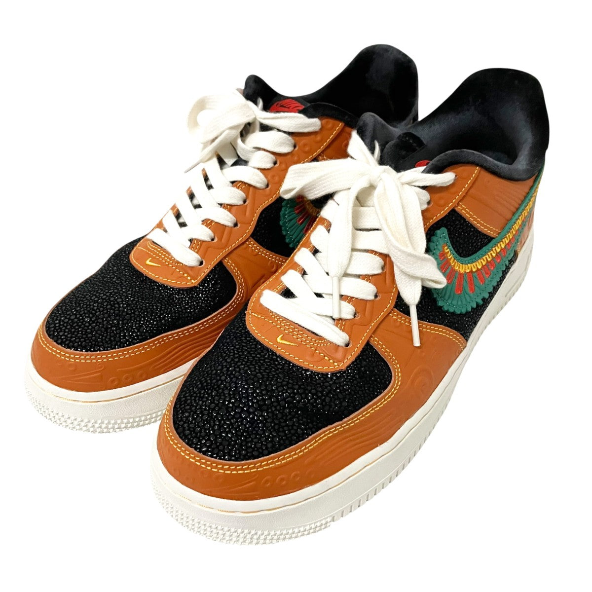 NIKE AIR FORCE 1 07 LXスニーカーDO2157 816 古着・中古-1枚目のアイテム画像