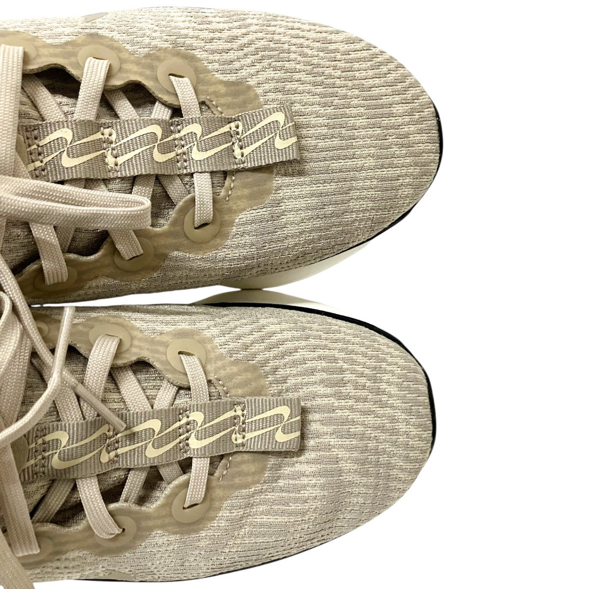 NIKE(ナイキ) MotivaスニーカーDV1237 200 DV1237 200 グレー サイズ