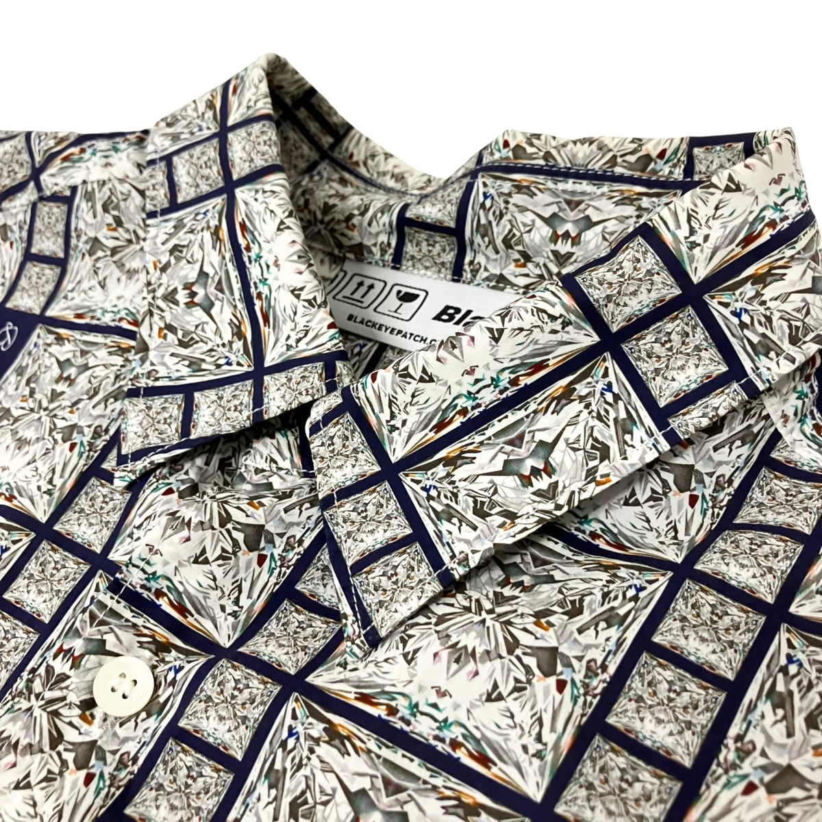 総柄シャツ