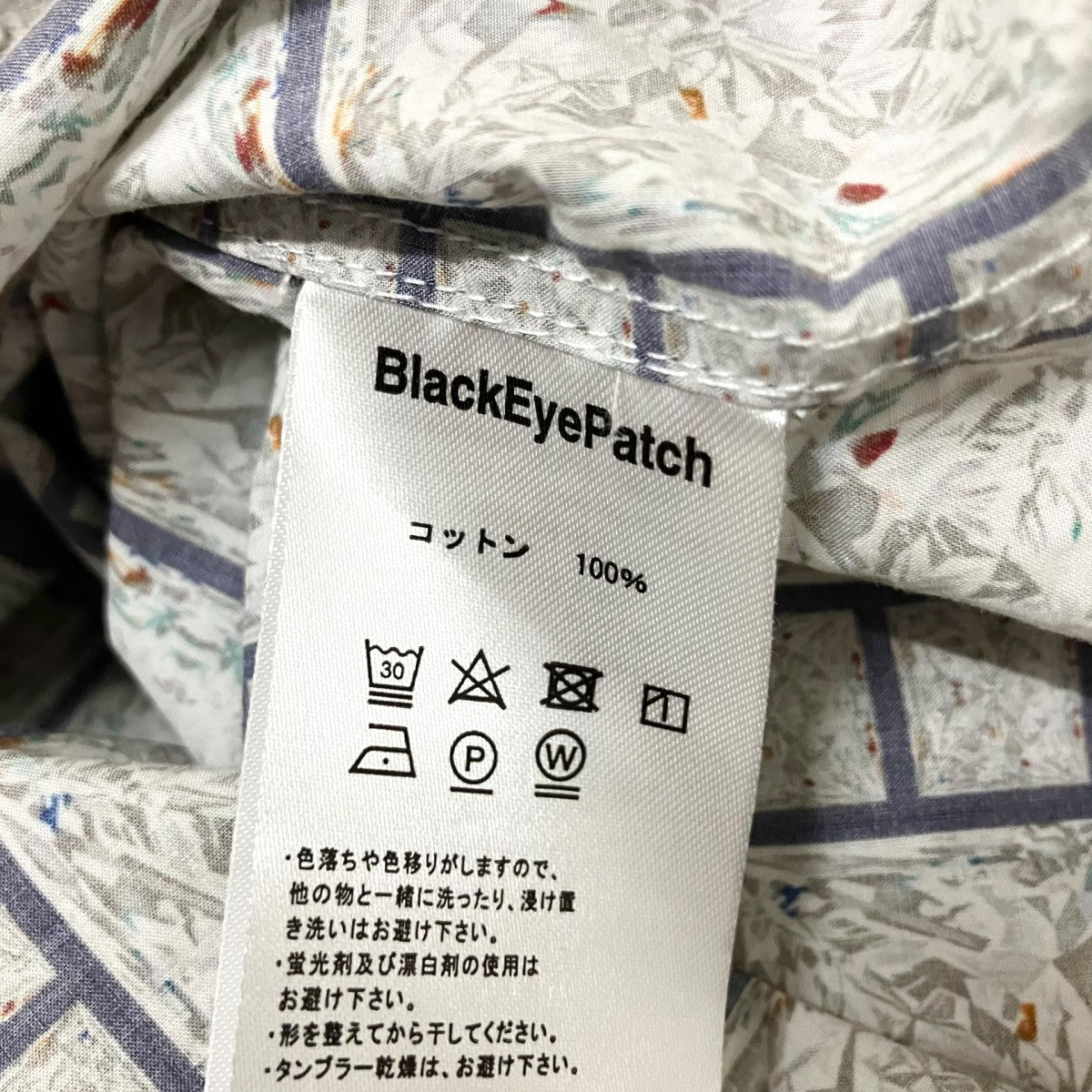 総柄シャツ