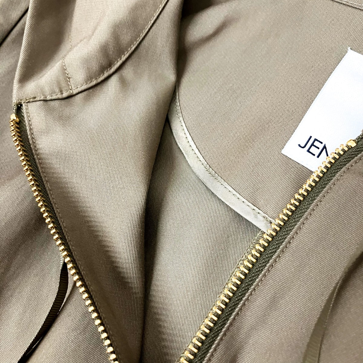 JENNE 立体ティアードブルゾンsty24aw jk02 古着・中古-4枚目のアイテム画像