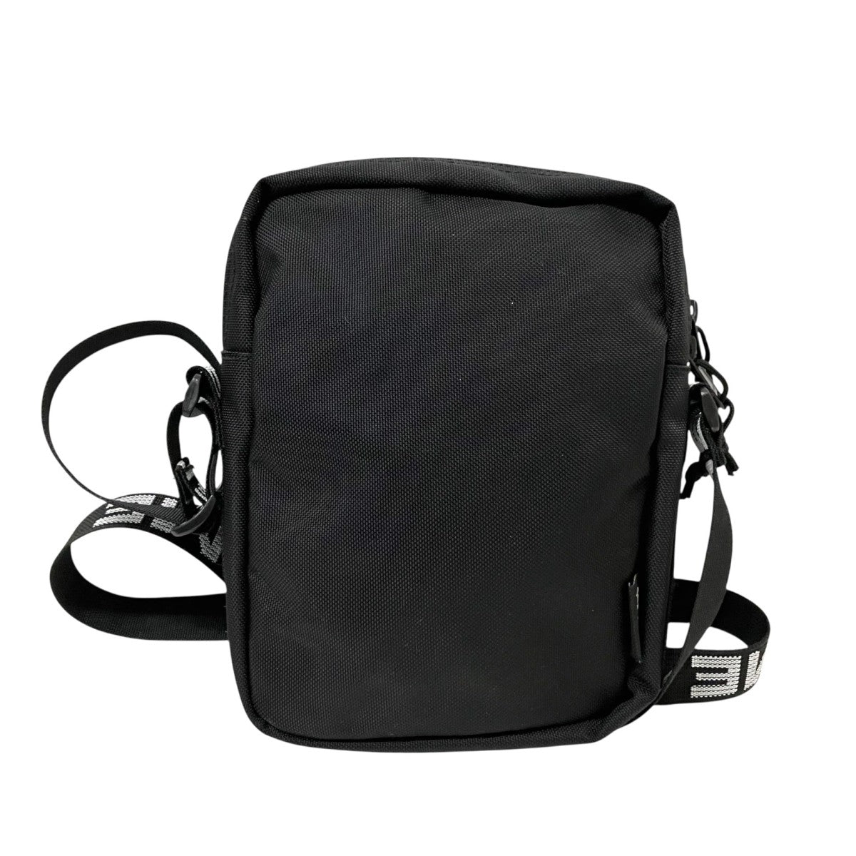 Supreme(シュプリーム) 18ssShoulder Bagショルダーバッグ ブラック Supreme(シュプリーム) 18ssShoulder Bagショルダーバッグ ブラック