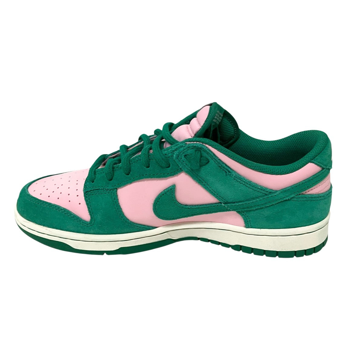 DUNK LOW RETRO SEƒXƒj[ƒJ[FZ0549 600