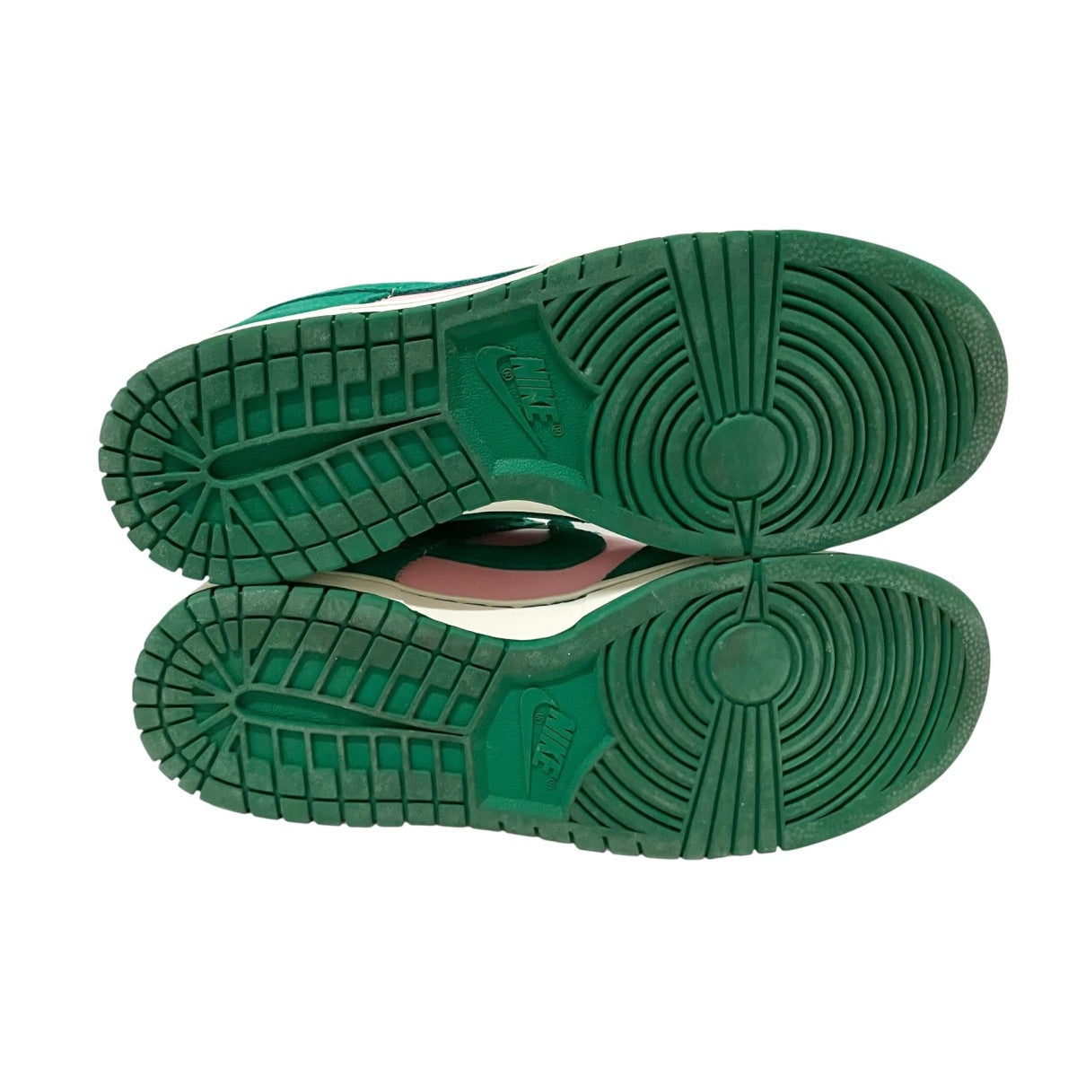 DUNK LOW RETRO SEƒXƒj[ƒJ[FZ0549 600