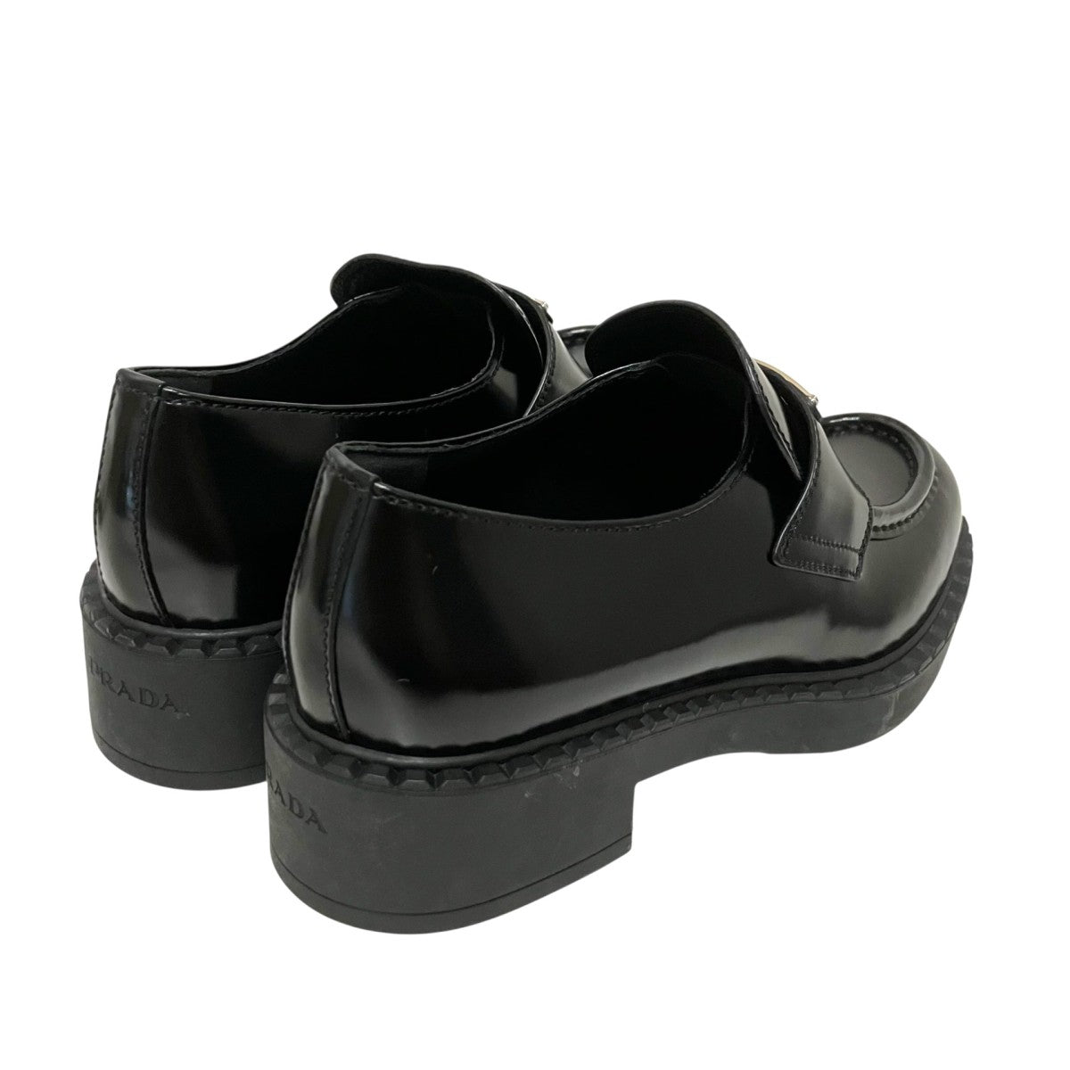 PRADA トライアングルロゴローファー 古着・中古-5枚目のアイテム画像