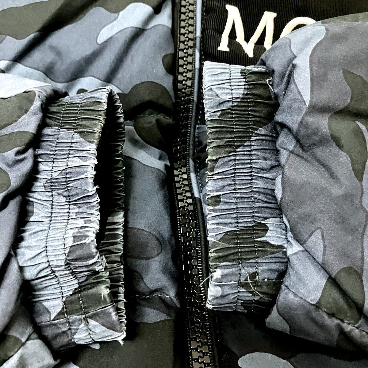 MONCLER AITONカモフラージュ柄ダウンジャケットD20914188405 古着・中古-7枚目のアイテム画像