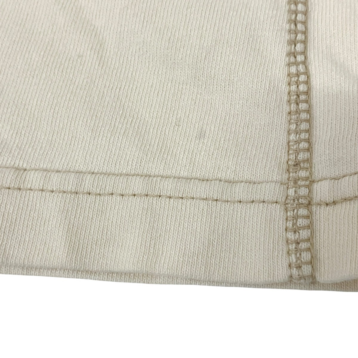長袖Tシャツ