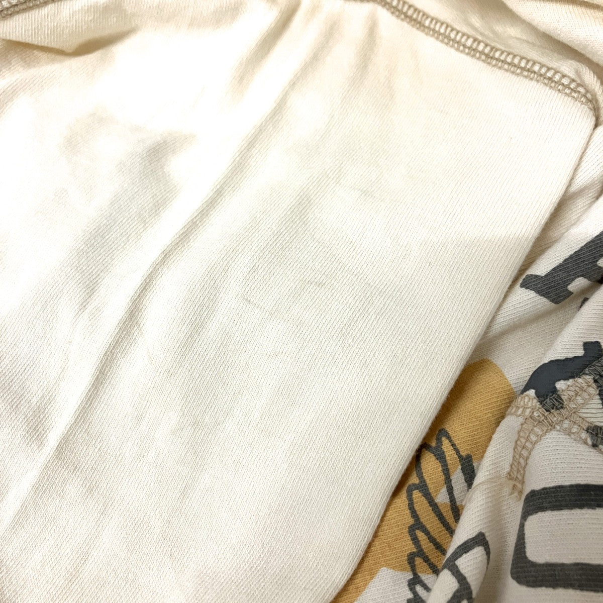 長袖Tシャツ
