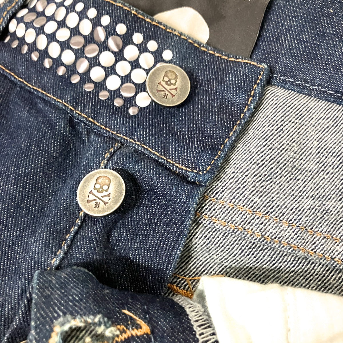デニムパンツ