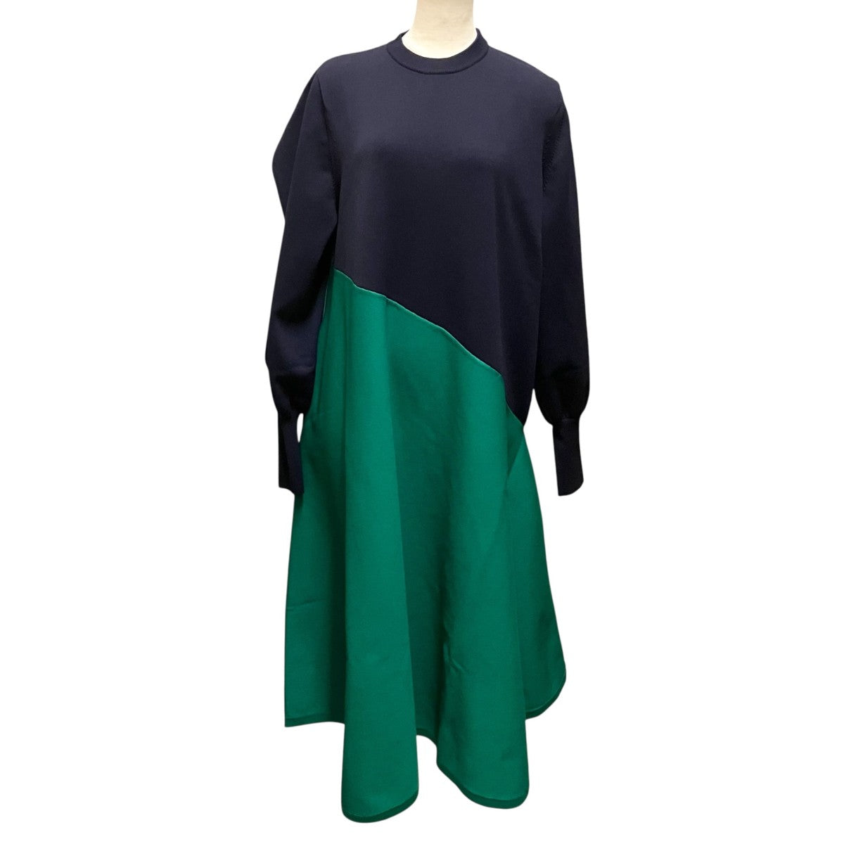 HeRIN．CYE Asymmetry hem knit dressバイカラーニット530GAT73 1830 古着・中古-1枚目のアイテム画像