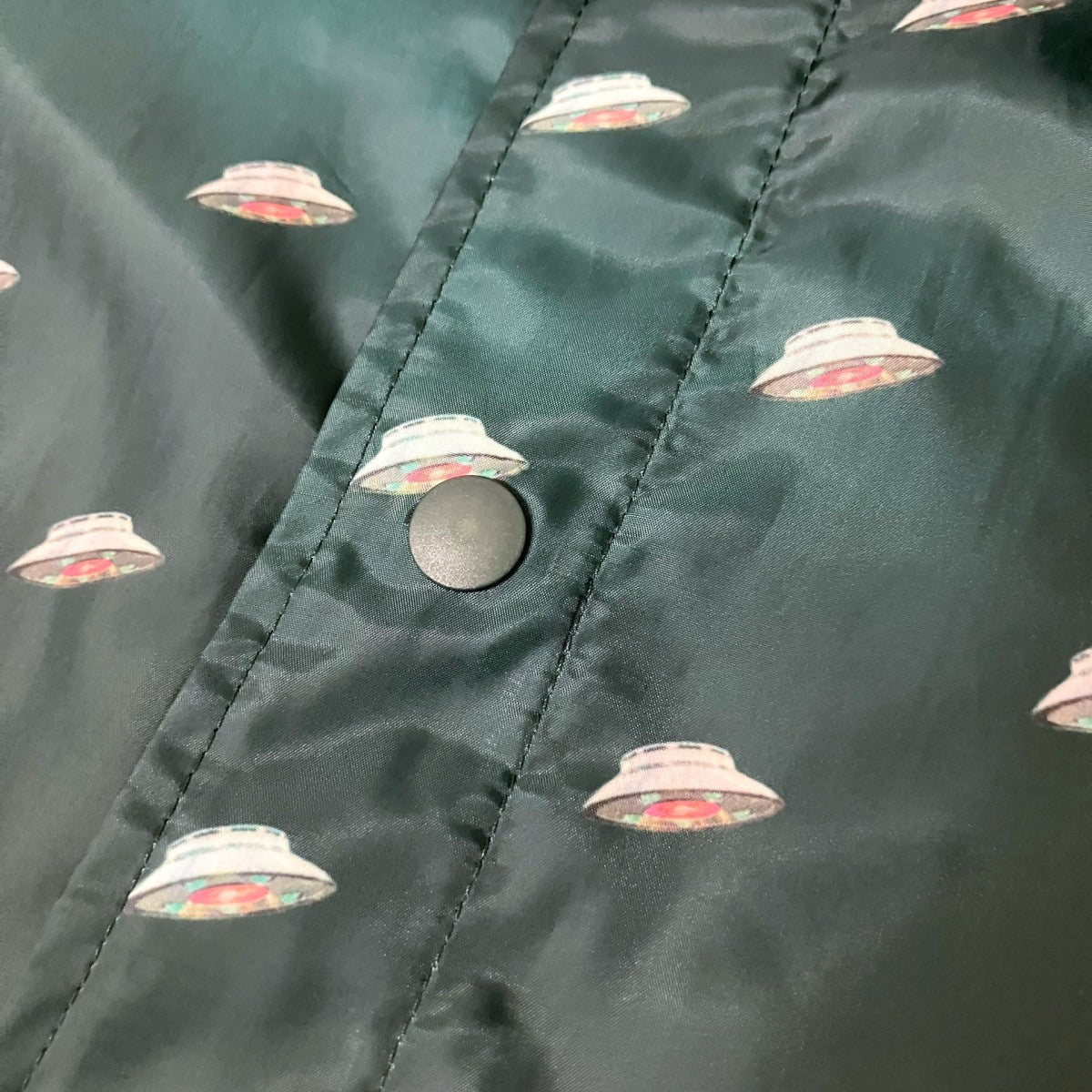 JohnUNDERCOVER UFO柄コーチジャケットJUU4201 古着・中古-5枚目のアイテム画像
