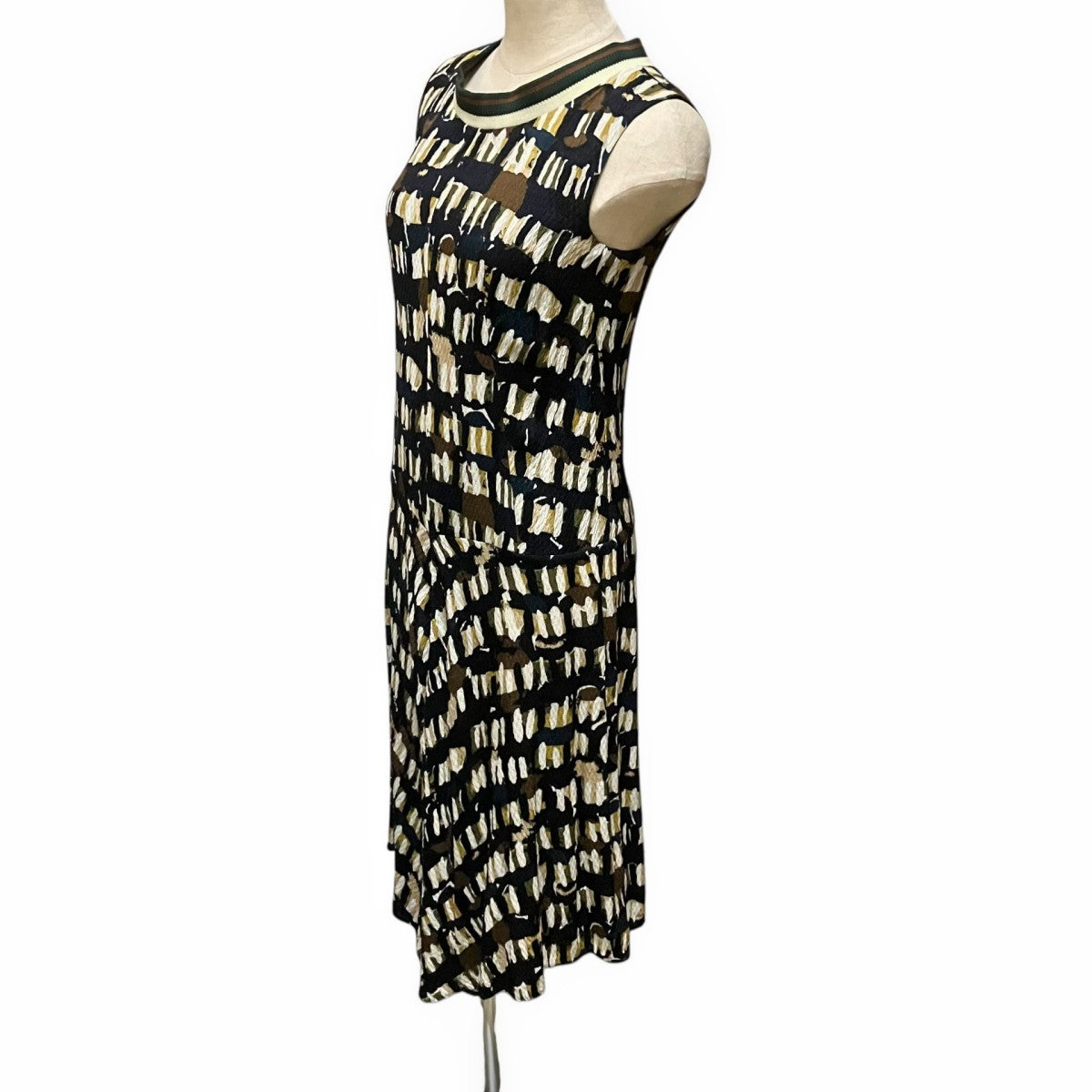 MARNI シルク混ノースリーブワンピースABMAQ48LU0TV371 古着・中古-3枚目のアイテム画像