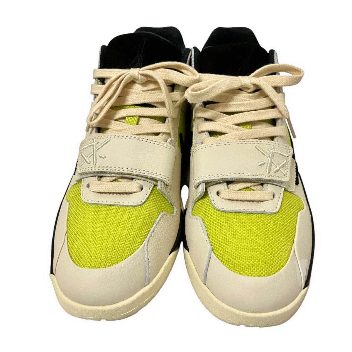 NIKE×TRAVIS SCOTT JUMPMAN JACK TRスニーカーFZ8117 102 古着・中古-2枚目のアイテム画像