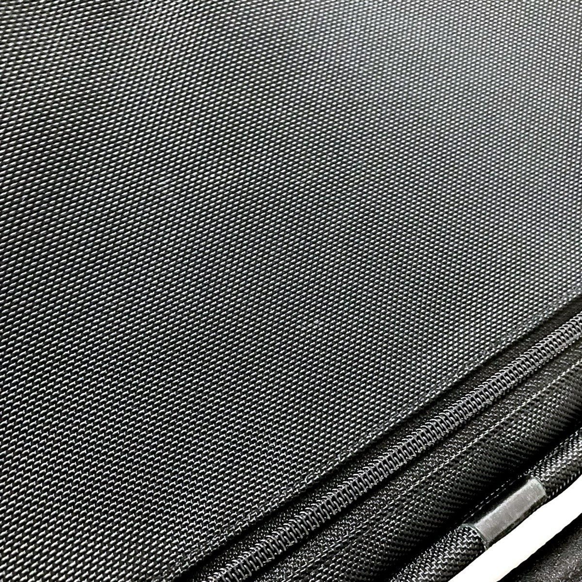 ブリーフケース26021D4