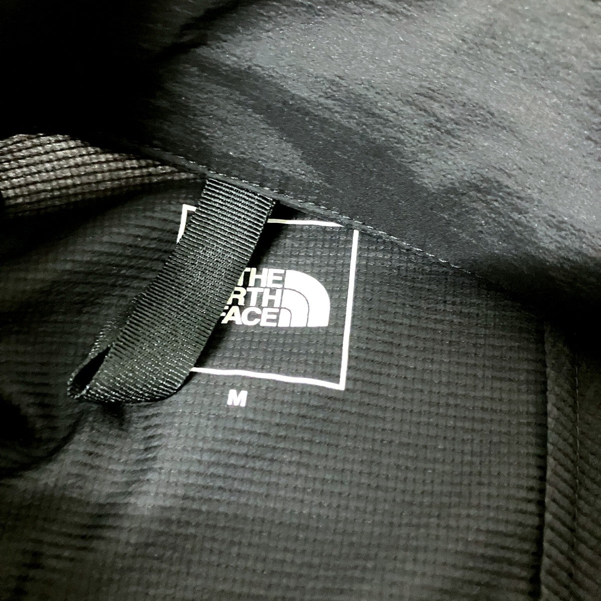 Swallowtail JacketナイロンジャケットNP22203