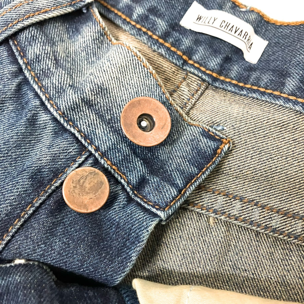 デニムパンツ