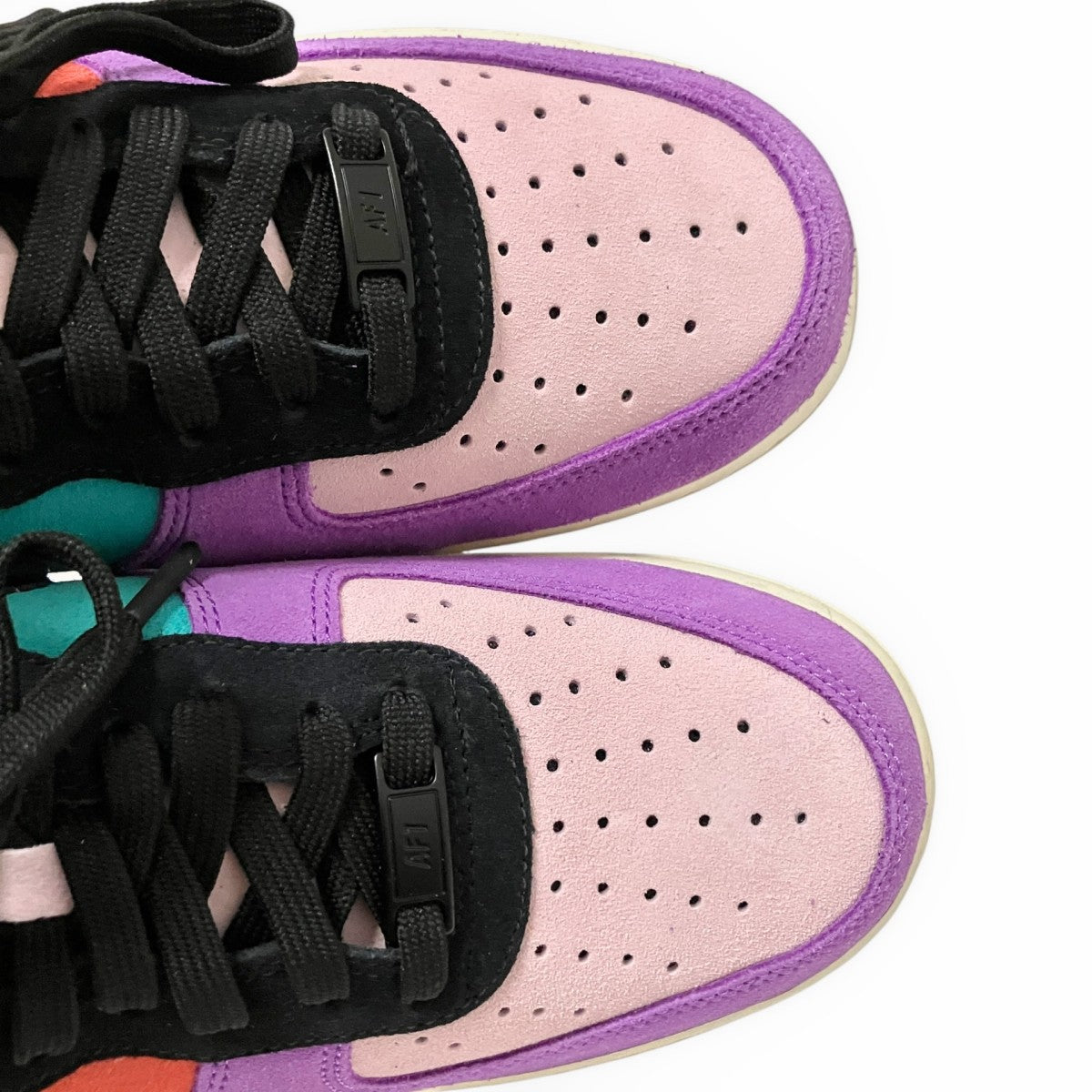 AIR FORCE 1 07 LV8スニーカーCU1929 605