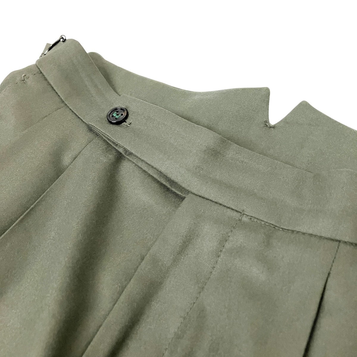 VitaleBarberisCanonicoタックパンツ