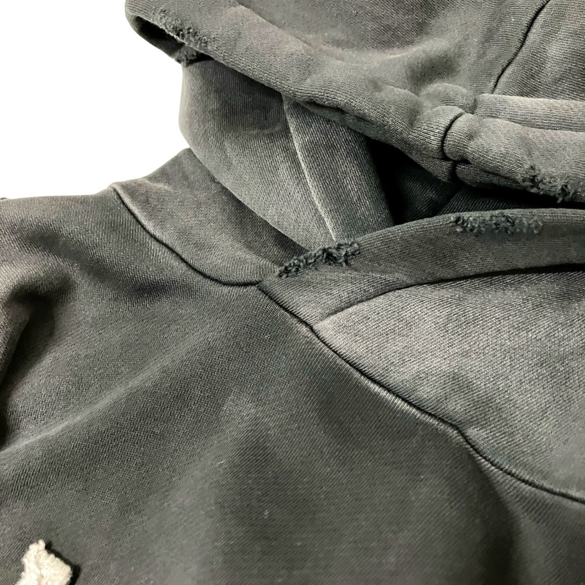 AMIRI ダメージ加工プルオーバーパーカー 古着・中古-3枚目のアイテム画像