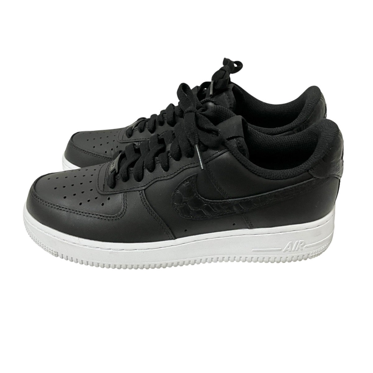 NIKE AIR FORCE 1 07 SEスニーカーIO4837 001 古着・中古-3枚目のアイテム画像