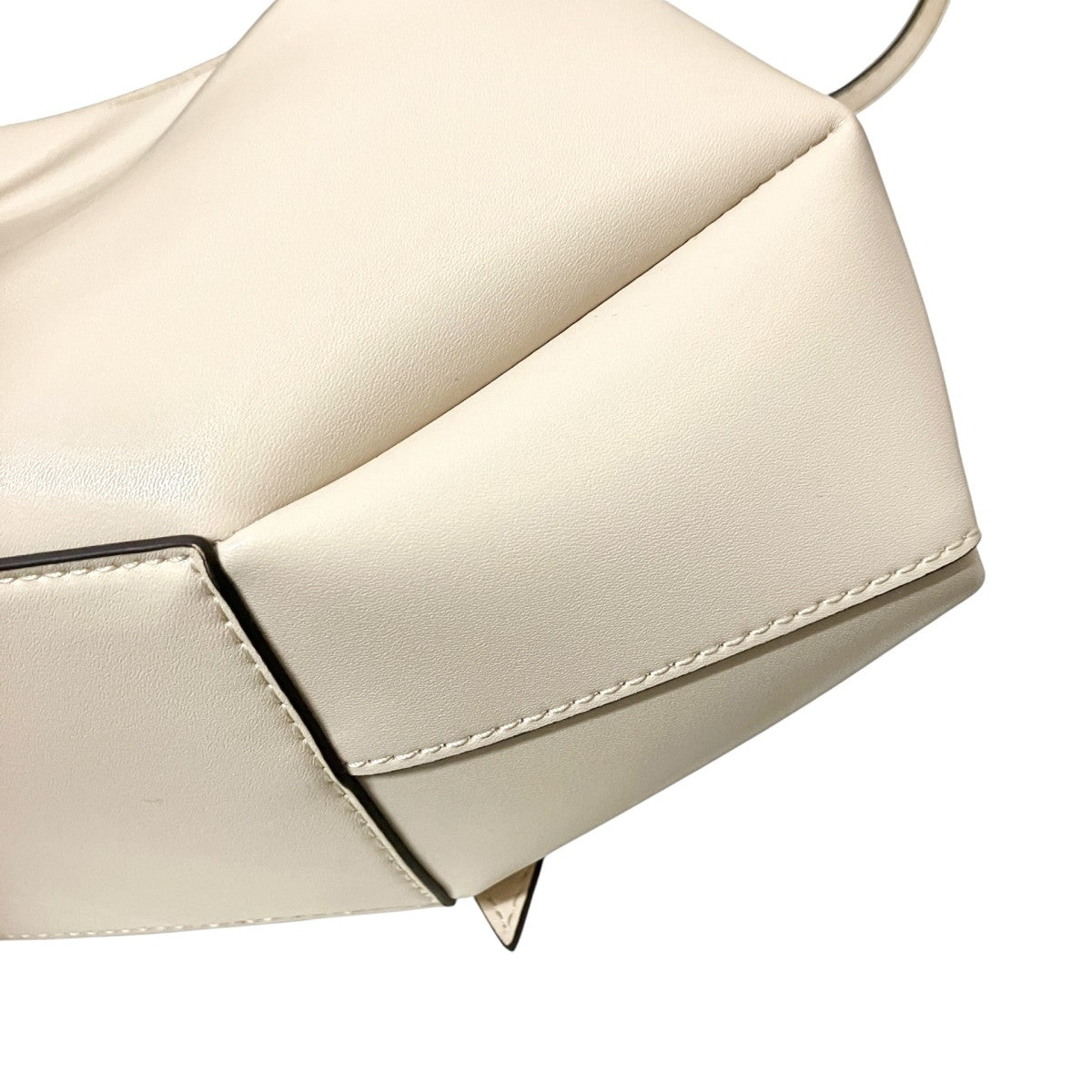 CHARLES ＆ KEITH Callaトートバッグ30671662 古着・中古-5枚目のアイテム画像