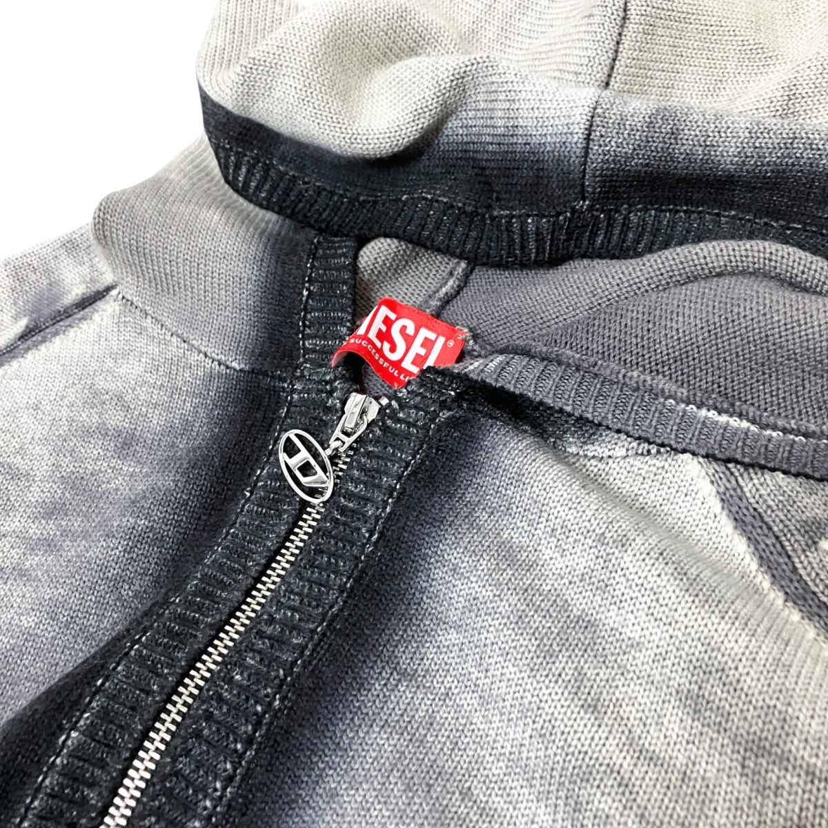 DIESEL M-KEAニットワンピースA11156 古着・中古-4枚目のアイテム画像