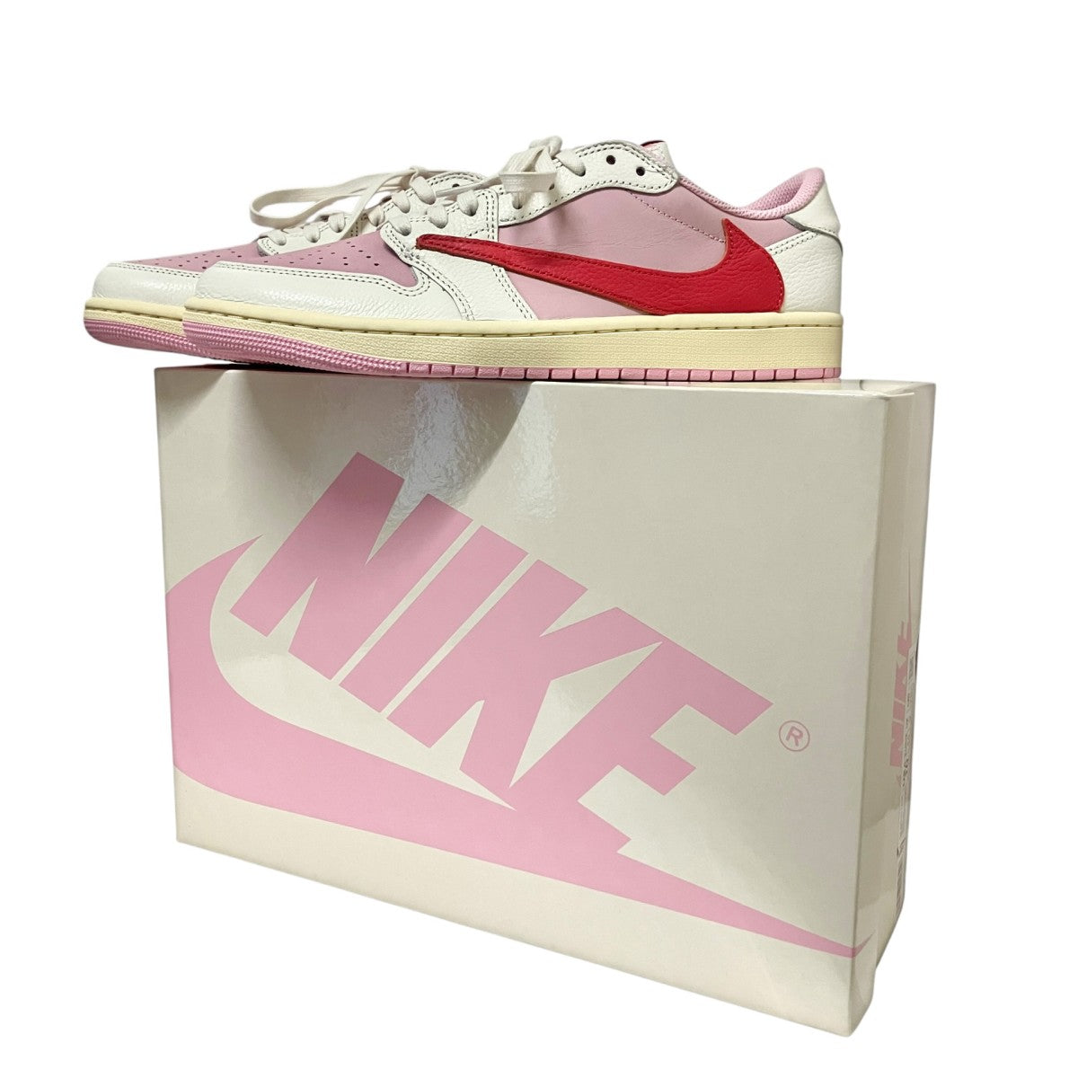 Air Jordan 1 Retro Low OGスニーカーIQ7604 101