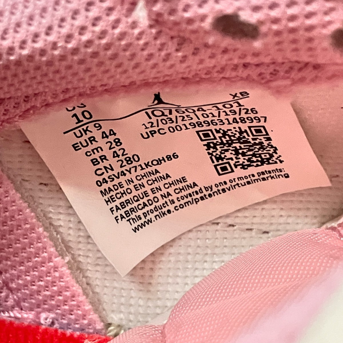 Air Jordan 1 Retro Low OGスニーカーIQ7604 101