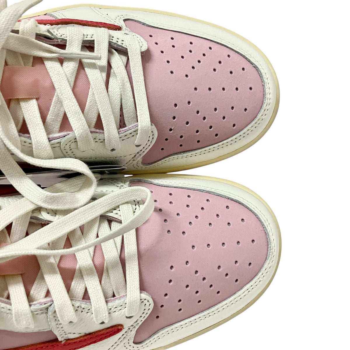 Air Jordan 1 Retro Low OGスニーカーIQ7604 101
