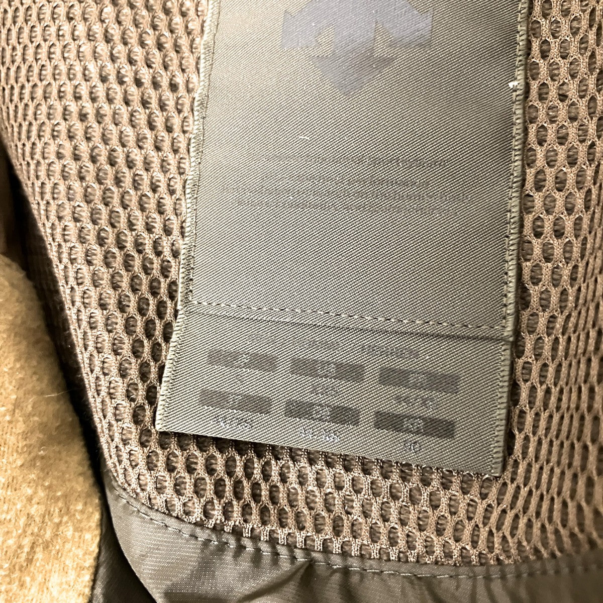 Descente ALLTERRAIN 水沢DOWNダウンジャケットDOR G8945 古着・中古-4枚目のアイテム画像