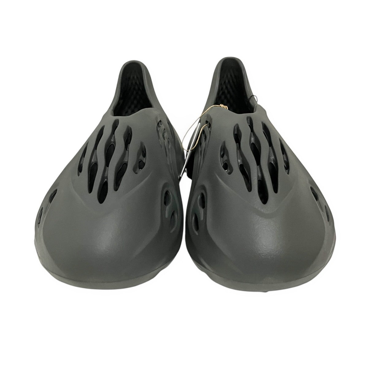 YEEZY FOAM RUNNERサンダルIG5349