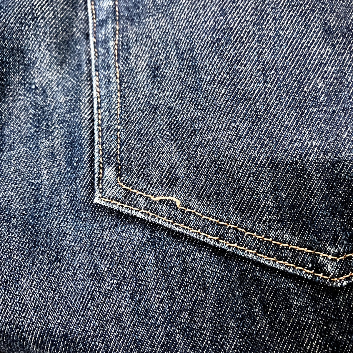 HARD TWIST DENIM WIDE PANTSデニムパンツA00P03DM