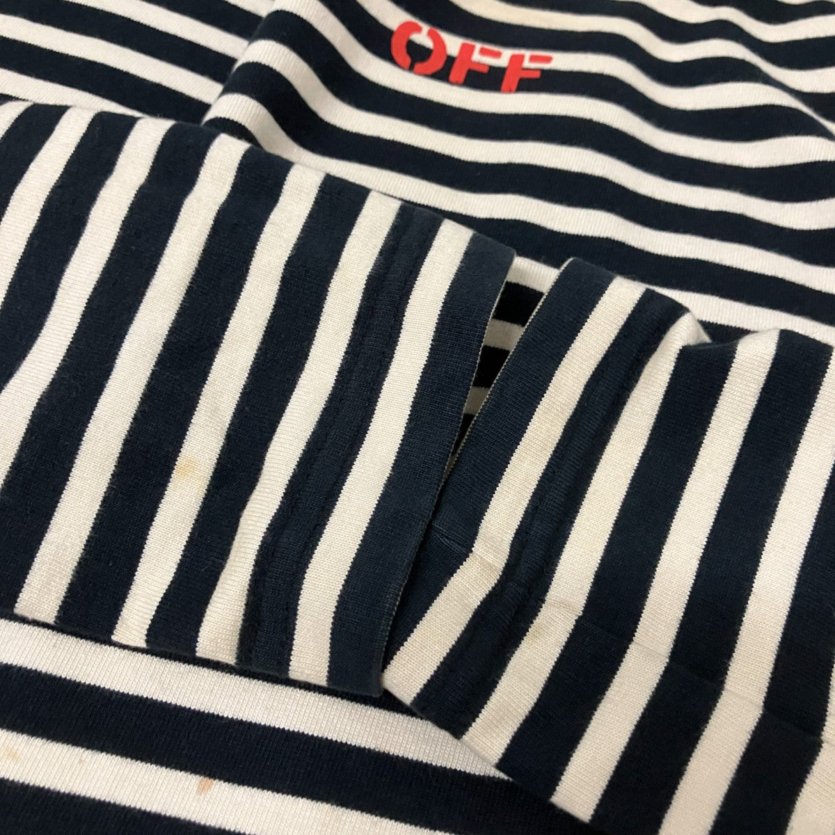 ボーダー長袖Tシャツ