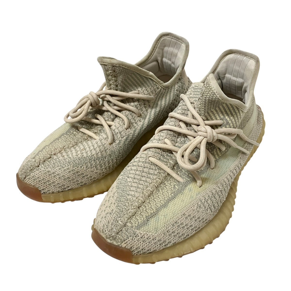 YEEZY BOOST 350 V2スニーカーFW3042
