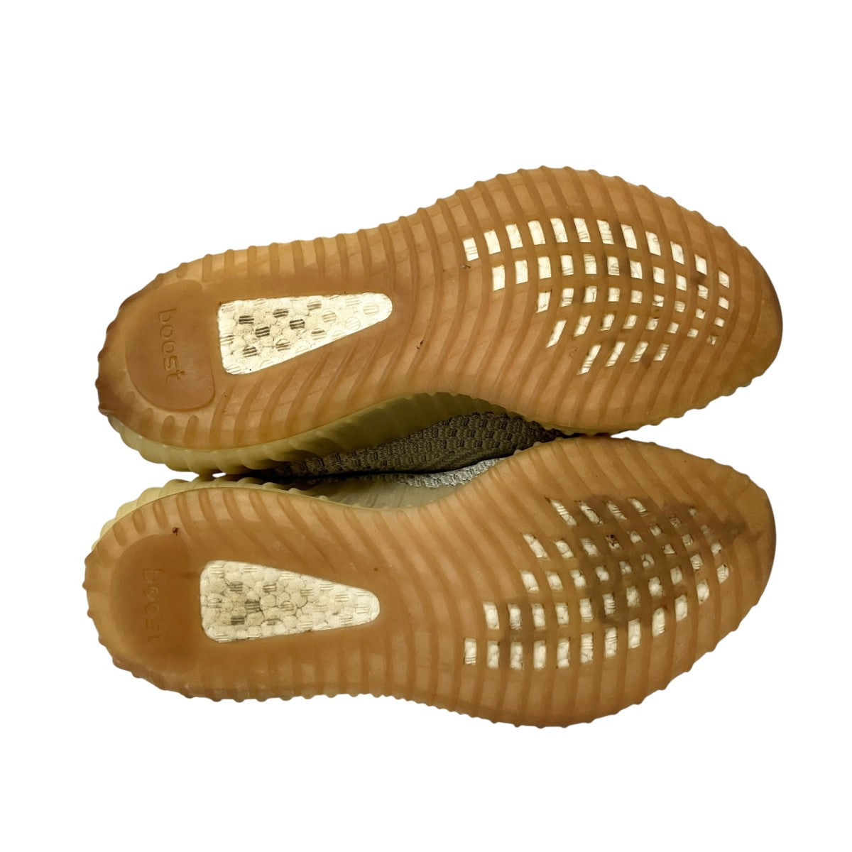 YEEZY BOOST 350 V2スニーカーFW3042