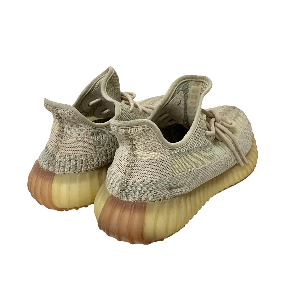 YEEZY BOOST 350 V2スニーカーFW3042