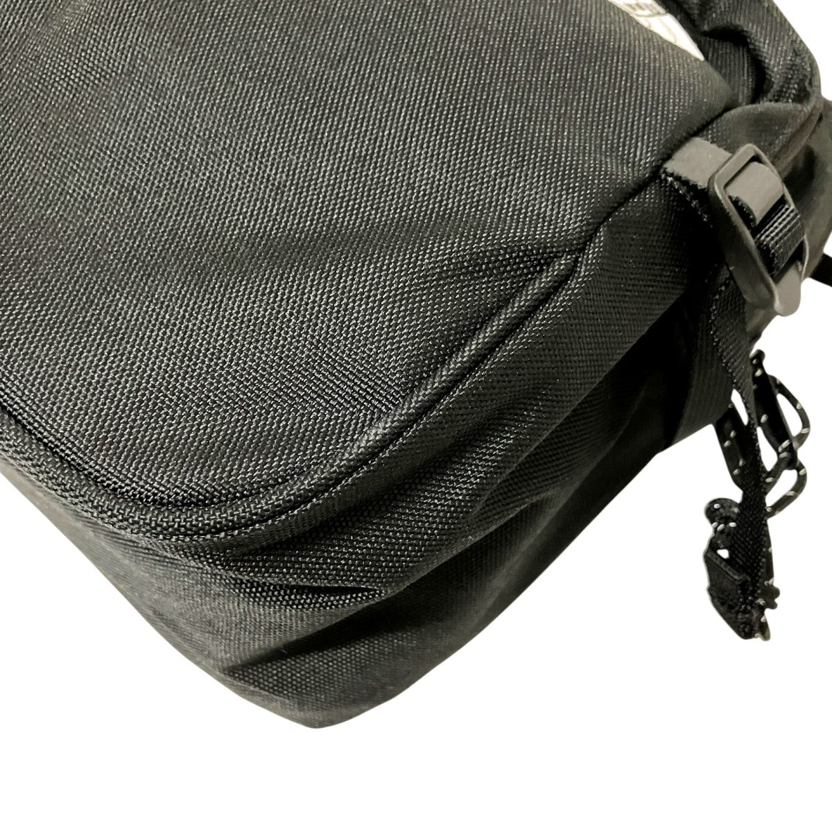 BOULDER M SHOULDERショルダーバッグNM72358