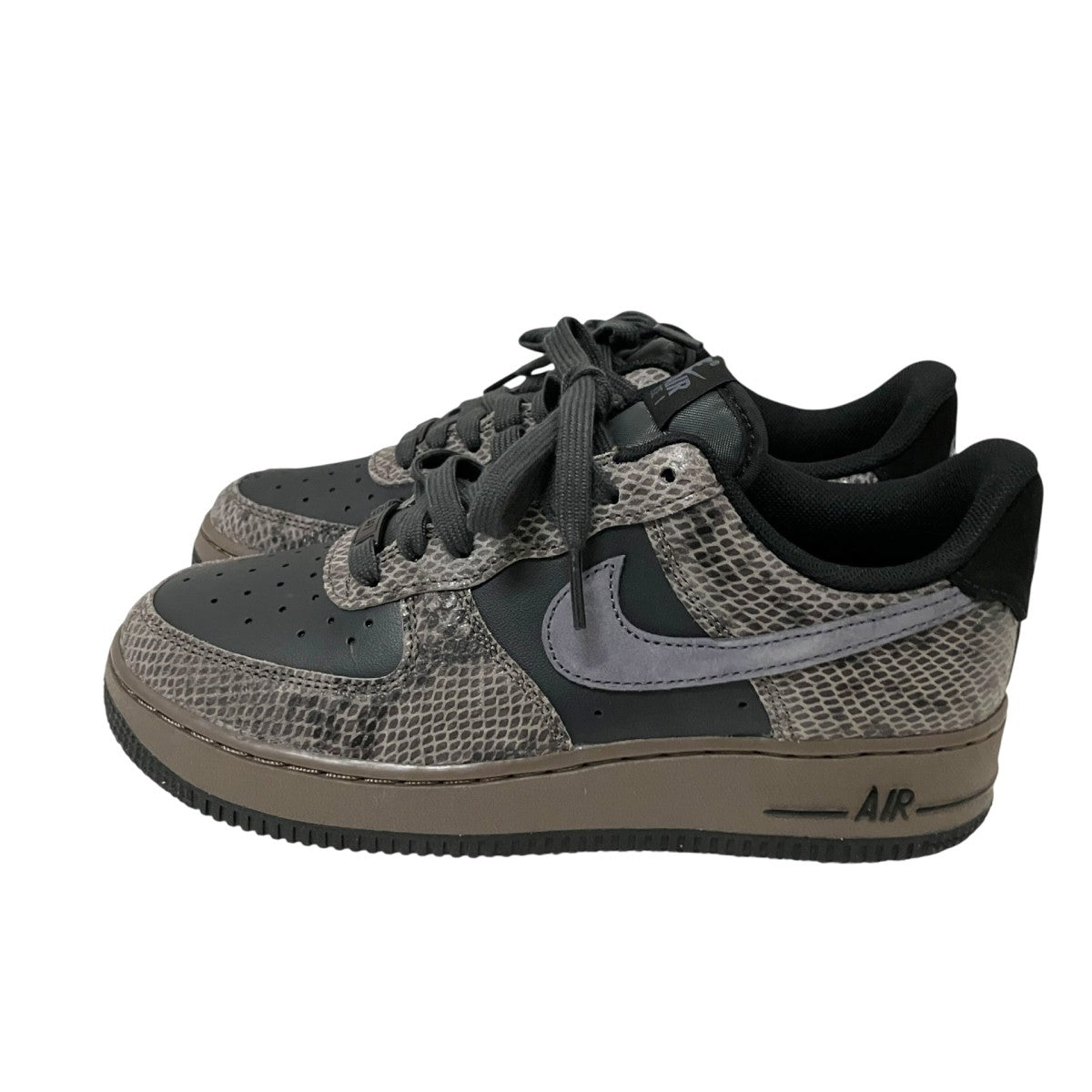 AIR FORCE 1 07 LV8スニーカーHF2898 001