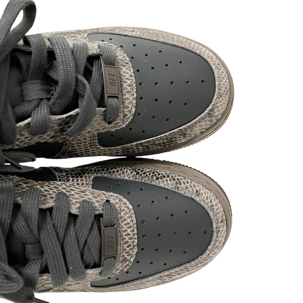AIR FORCE 1 07 LV8スニーカーHF2898 001